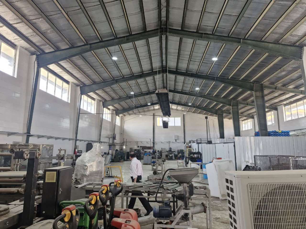 اجاره سوله غذایی در خوارزمی 1700 متر _ املاک صنعت سوله