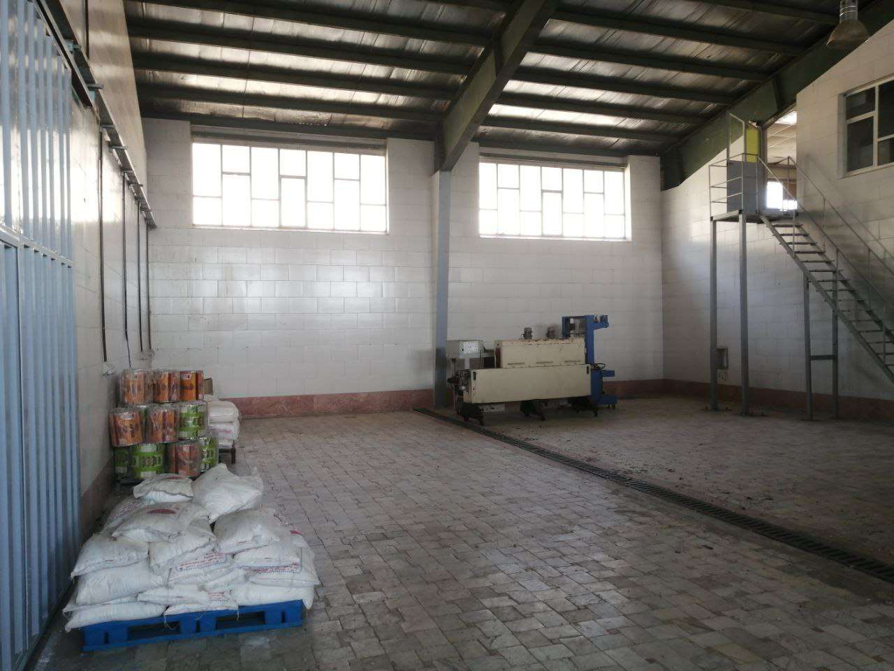 فروش کارخانه تولید رب گوجه فرنگی با پروانه معتبر - شهرک صنعتی خوارزمی 1300 متر _ املاک صنعت سوله