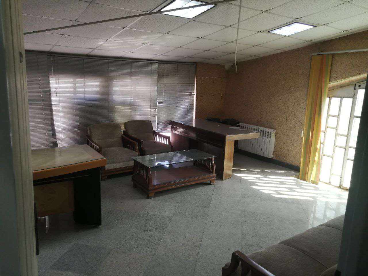 فروش کارخانه تولید رب گوجه فرنگی با پروانه معتبر - شهرک صنعتی خوارزمی 1300 متر _ املاک صنعت سوله