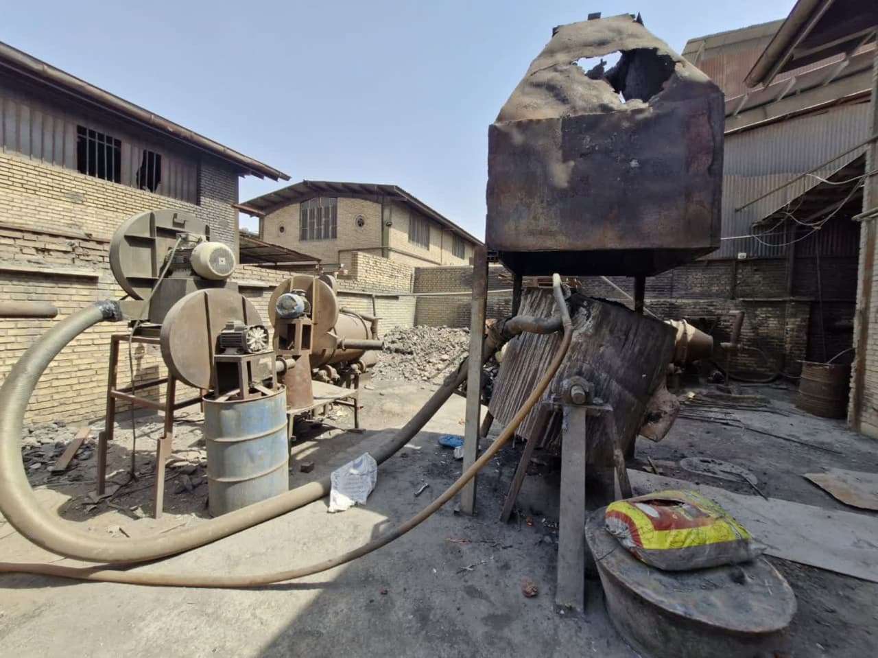 اجاره کارخانه ریخته‌گری با جواز معتبر - شهرک صنعتی پایتخت 450 متر _ املاک صنعت سوله