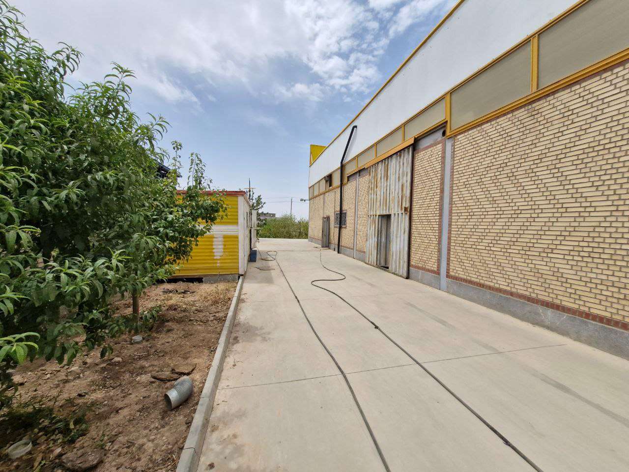 فروش سوله تولید قطعات سنگین خودرو با ظرفیت بالا - شهرک صنعتی شنزار 4000 متر _ املاک صنعت سوله