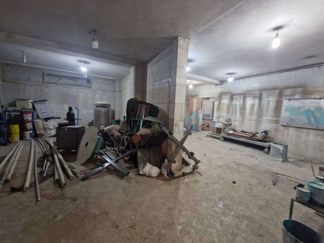 فروش کارخانه تولید چوب با پروانه معتبر - شهرک صنعتی عباس‌آباد1800متر _ املاک صنعت سوله