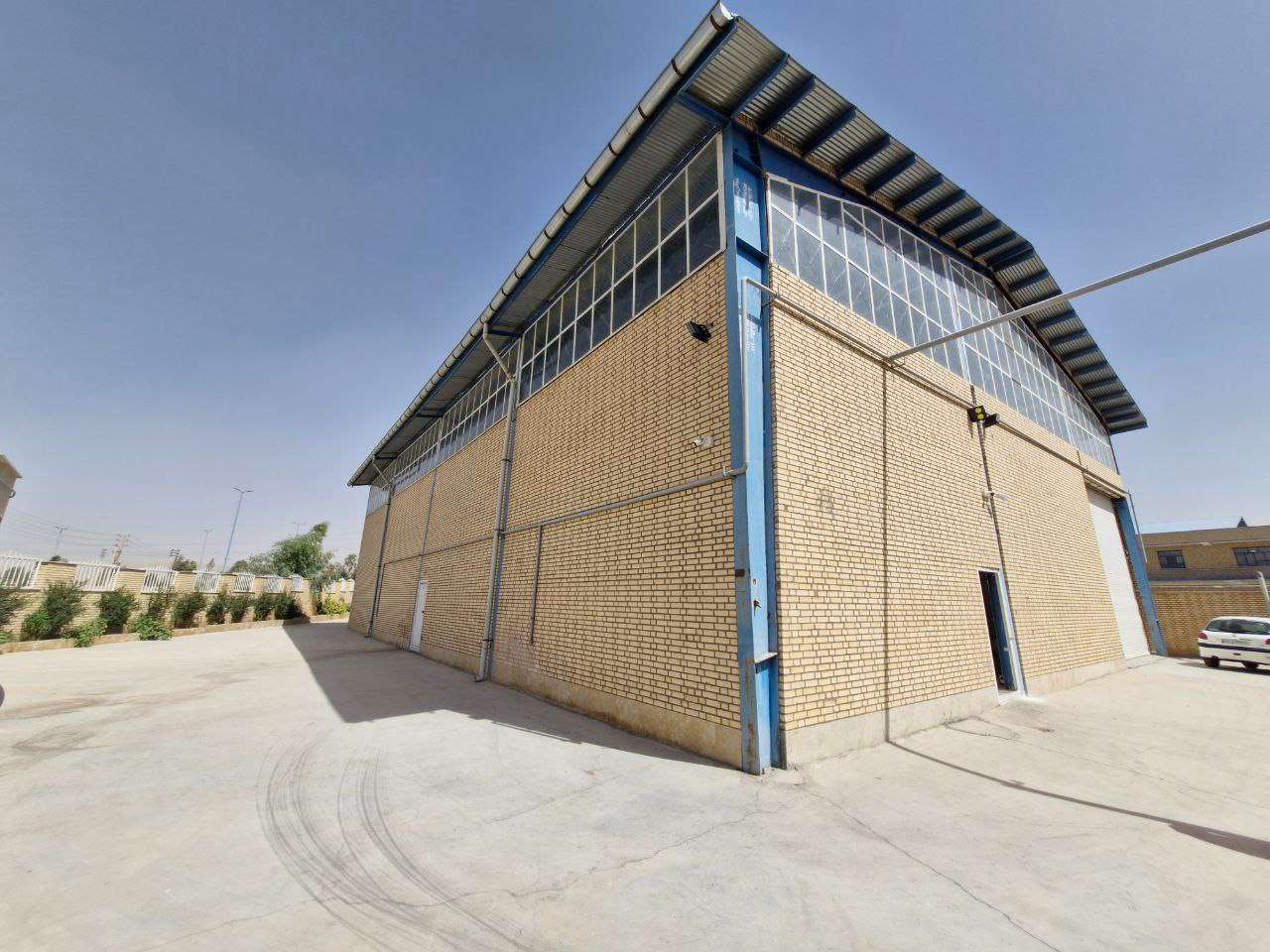 فروش سوله شیمیایی۲۳۰۰ متری در شهرک صنعتی خوارزمی _ املاک صنعت سوله