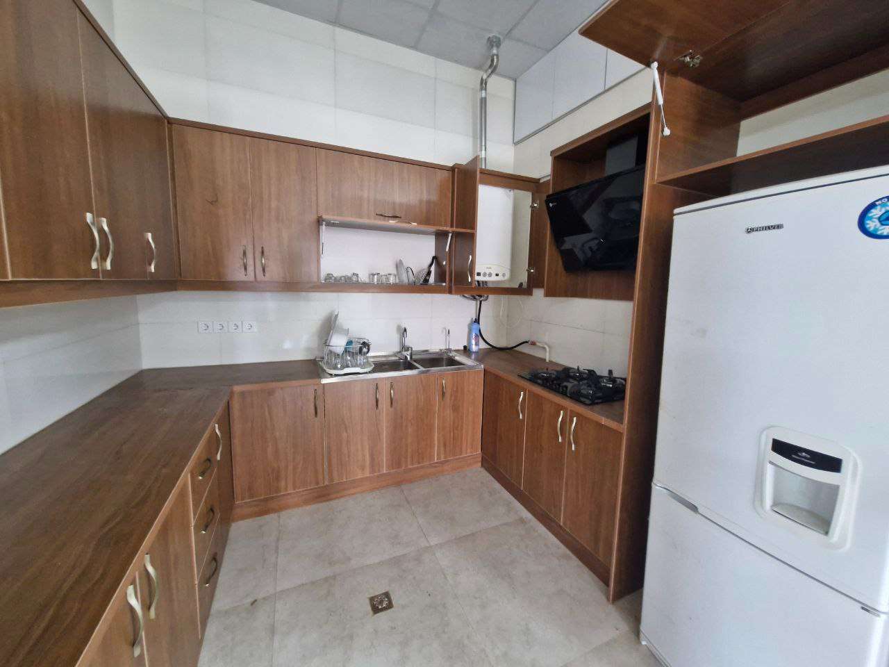 فروش کارخانه تولید نان، کیک و کلوچه با تجهیزات کامل - شهرک صنعتی خوارزمی 4000 متر _ املاک صنعت سوله