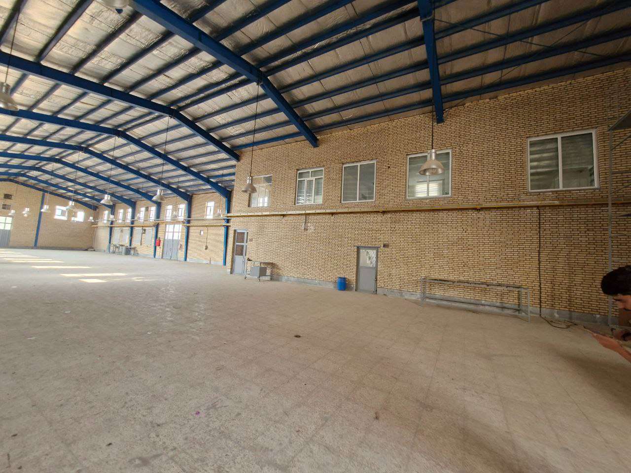 اجاره سوله سلولزی با جواز معتبر - شهرک صنعتی ایوانکی 1600 متر _ املاک صنعت سوله