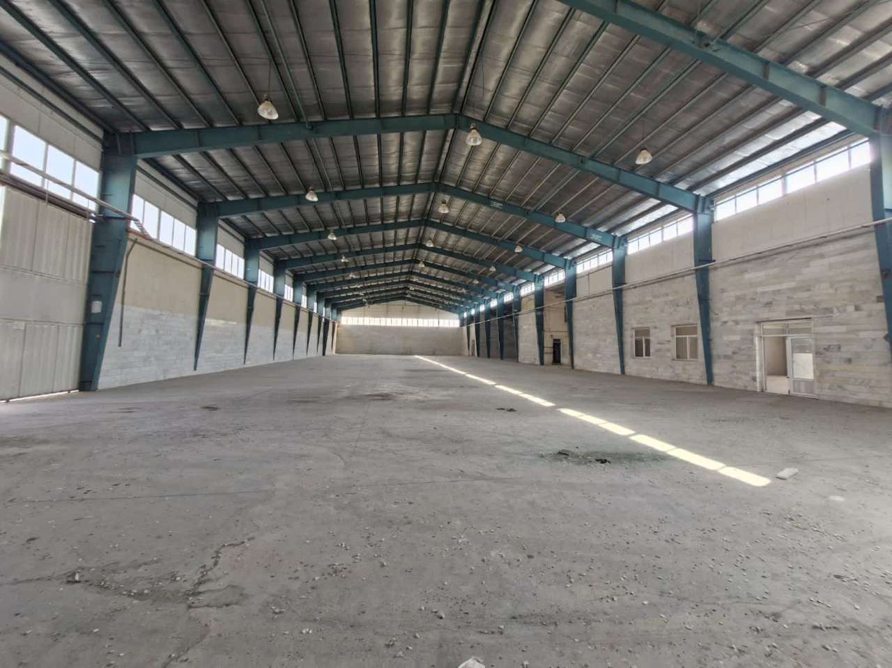 اجاره سوله در شهرک صنعتی خوارزمی با زون غذایی _ املاک صنعت سوله