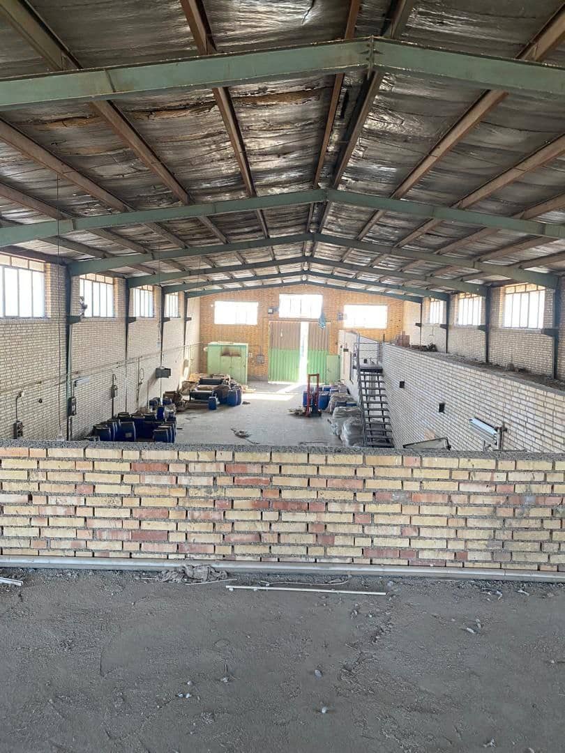 فروش کارخانه تولید واکس با جواز معتبر - شهرک صنعتی سالاریه1100متر _ املاک صنعت سوله