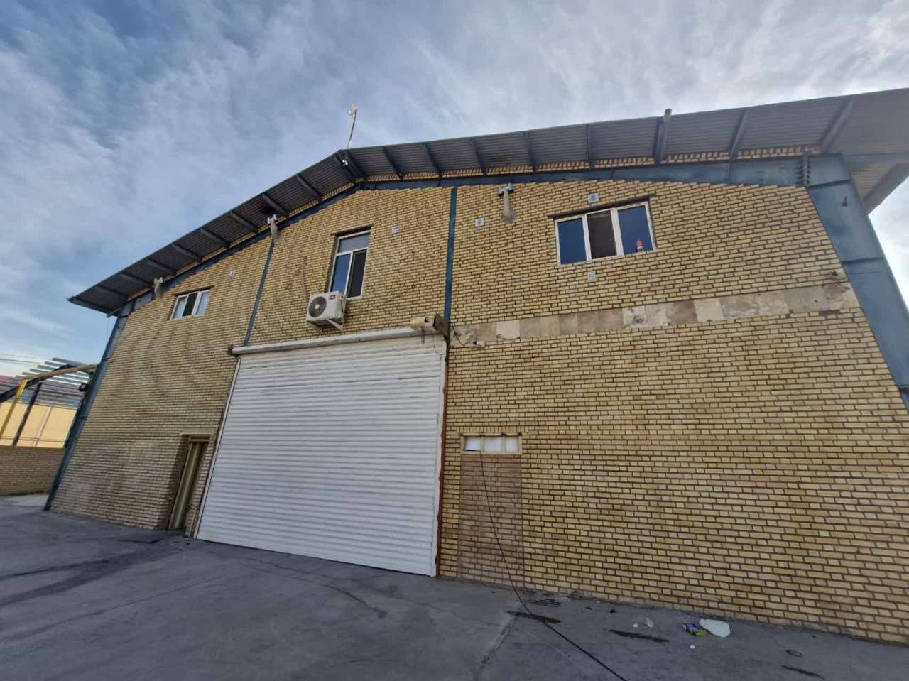 فروش سوله با زون غذایی در شهرک صنعتی پایتخت _ املاک صنعت سوله