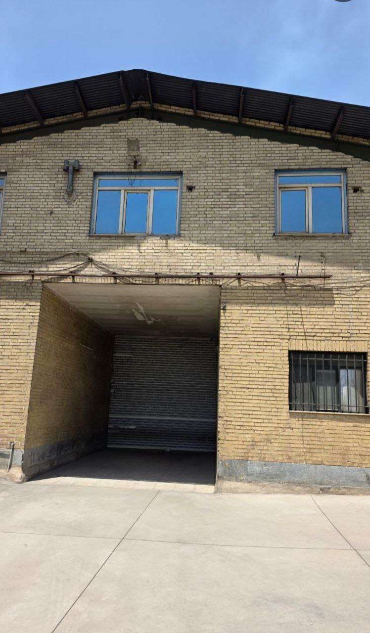 فروش سوله صنایع فلزی با جرثقیل سقفی - شهرک صنعتی عباس‌آباد 600متر _ املاک صنعت سوله