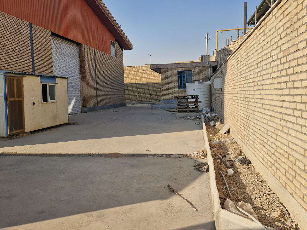 فروش سوله در شهرک صنعتی عباس آباد با زون غذایی _ املاک صنعت سوله