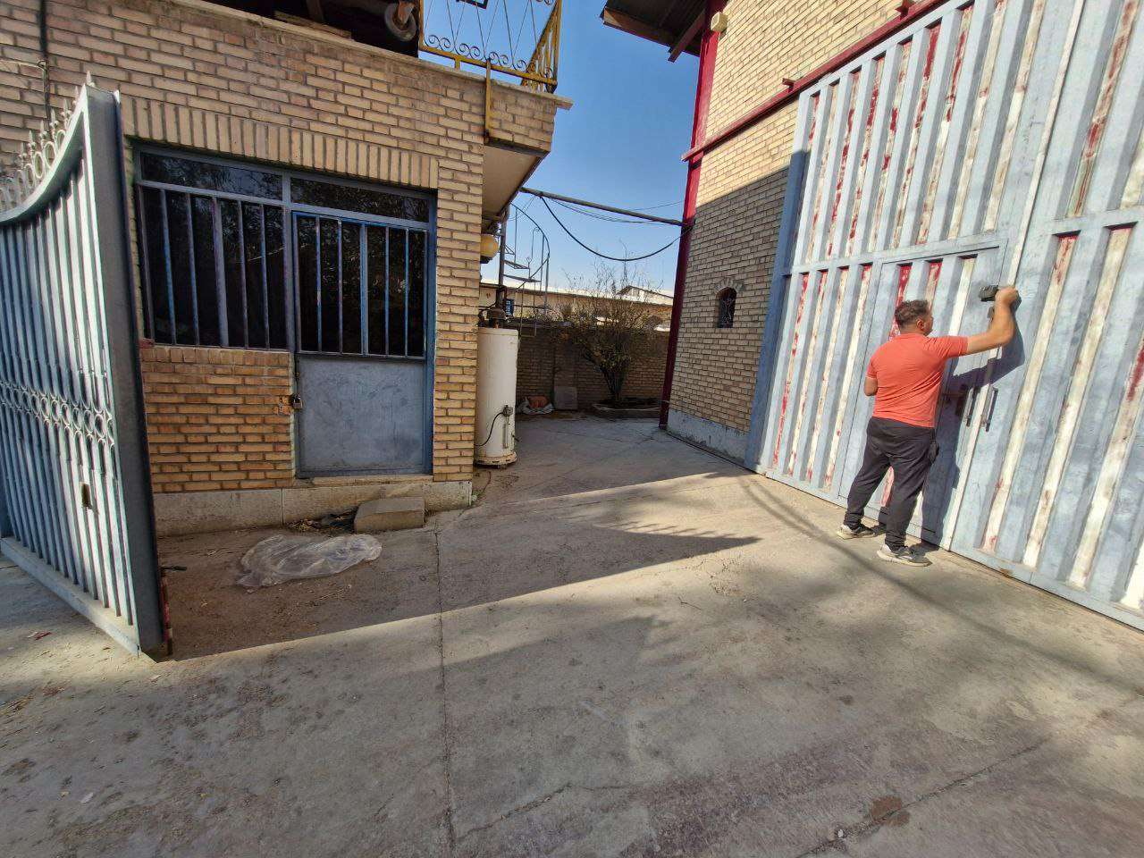 فروش سوله در شهرک صنعتی پایتخت با زون شیمیایی  _ املاک صنعت سوله