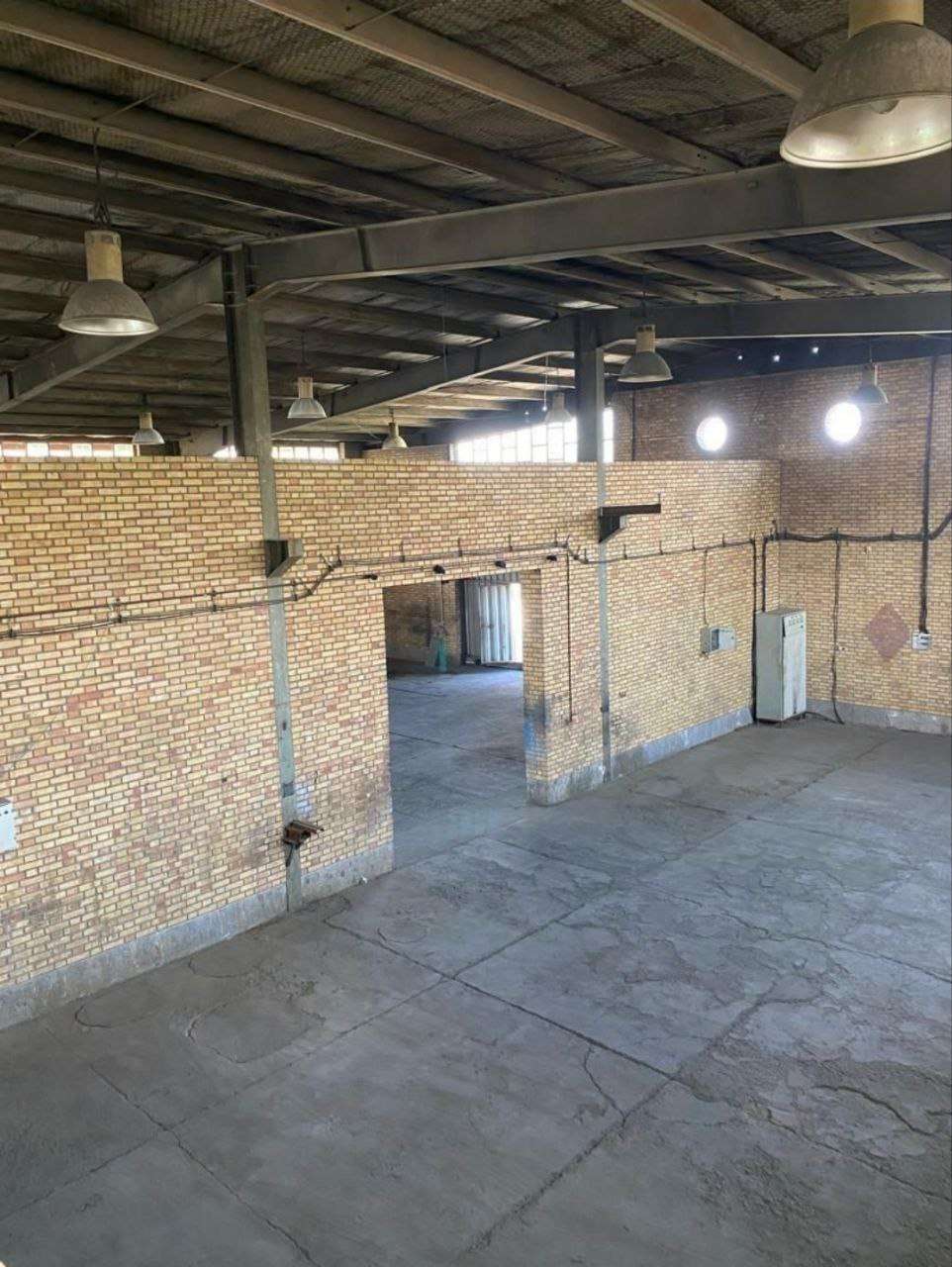 اجاره سوله صنعتی با جواز فلزی - شهرک صنعتی عباس‌آباد 700 متر _ املاک صنعت سوله