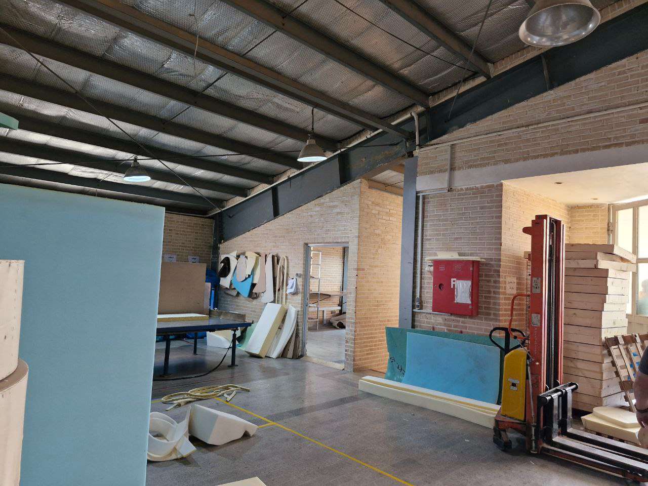 فروش سوله سلولزی با پروانه معتبر - شهرک صنعتی عباس‌آباد 3700 متر _ املاک صنعت سوله