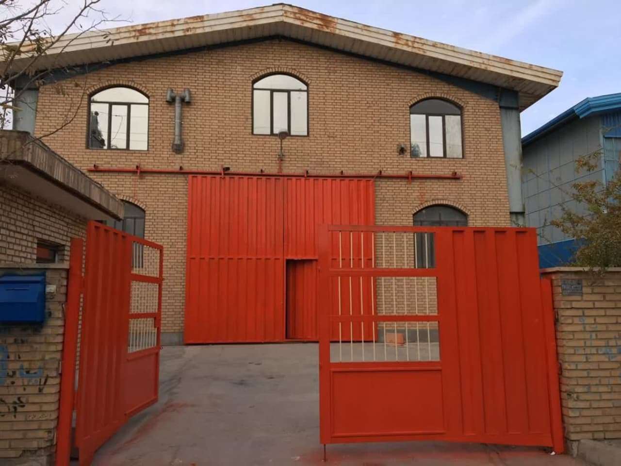  اجاره سوله صنعتی با جواز سلولزی - شهرک صنعتی پایتخت 700 متر _ املاک صنعت سوله