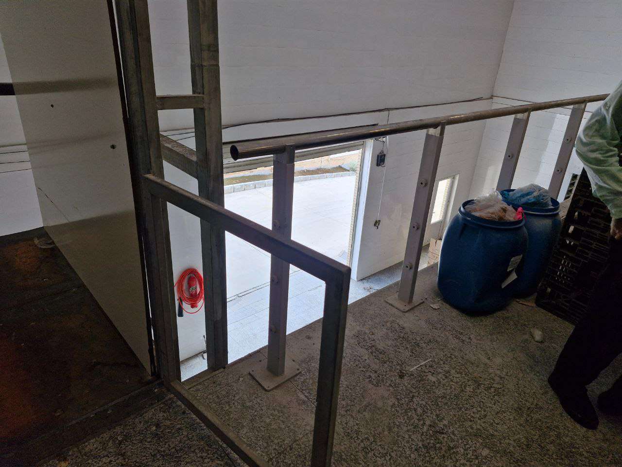  اجاره سوله تولید شکلات با جواز معتبر - شهرک صنعتی ایوانکی 1200 متر _ املاک صنعت سوله