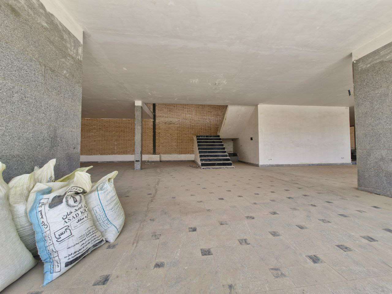 فروش سوله تولید دوغ و لبنیات با پروانه معتبر - شهرک صنعتی عباس‌آباد 1250 متر _ املاک صنعت سوله