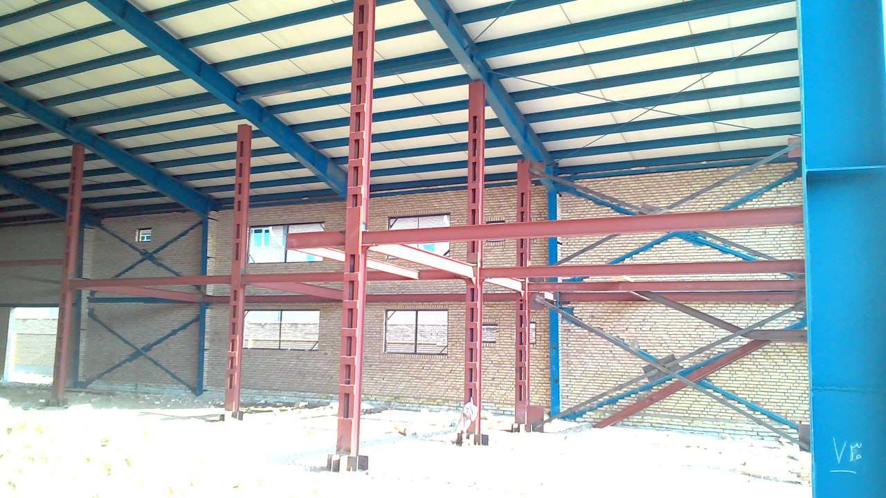 فروش سوله صنعتی نوساز با جواز تولید نان حجیم - شهرک صنعتی خوارزمی 1100 متر _ املاک صنعت سوله