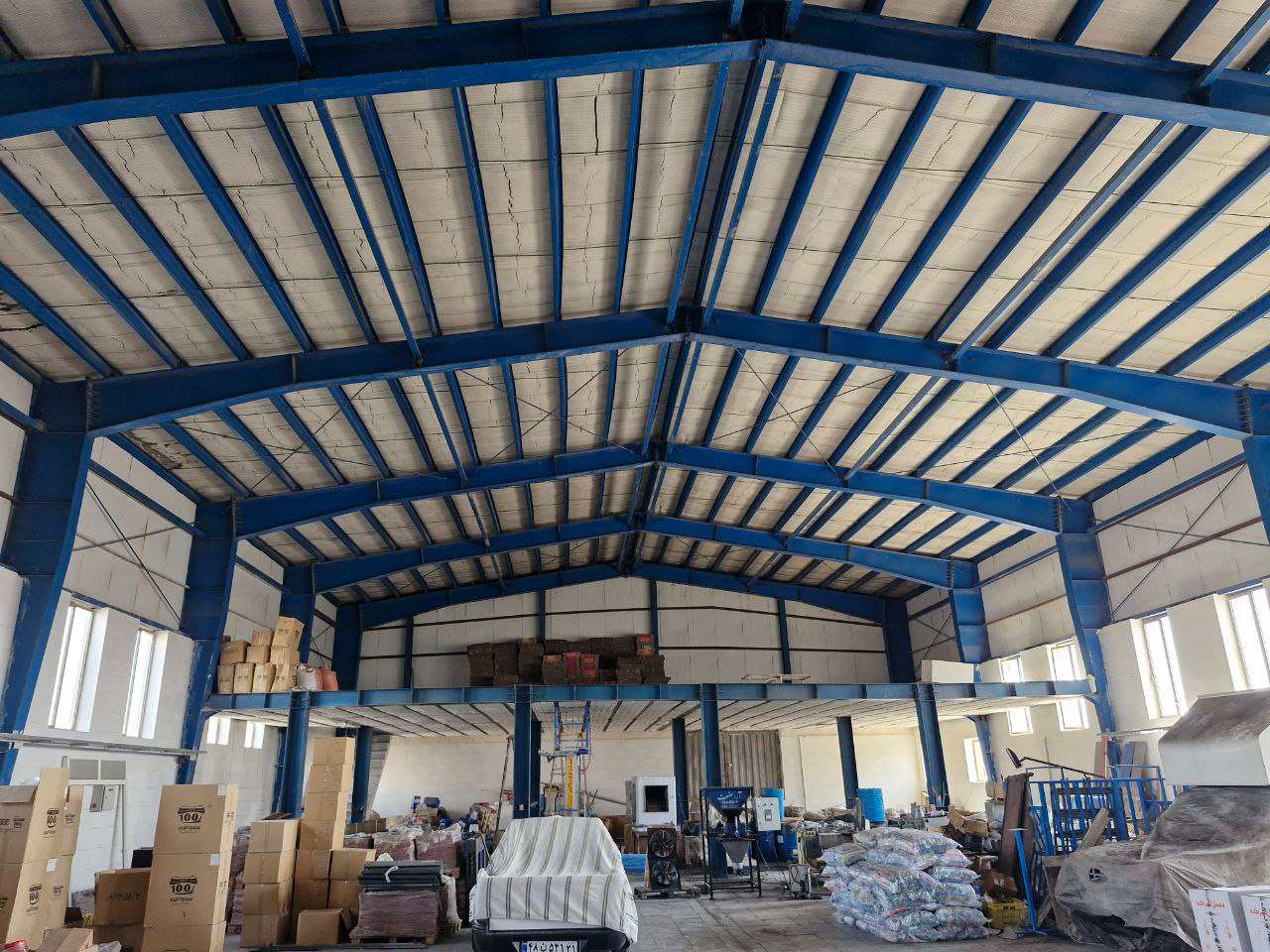  اجاره سوله صنعتی با جواز غذایی - شهرک صنعتی خوارزمی 700 متر _ املاک صنعت سوله