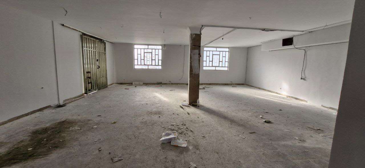 اجاره سوله ریسندگی و بافندگی با جواز معتبر - شهرک صنعتی عباس‌آباد1300 متر _ املاک صنعت سوله