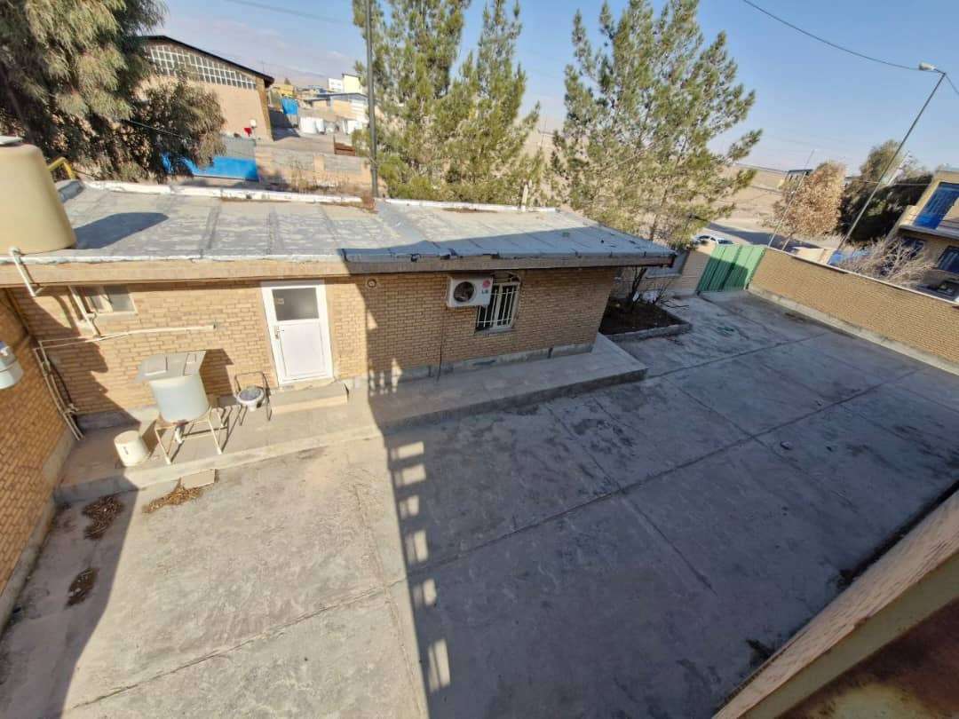 فروش کارخانه تولید شوینده با برند و ماشین‌آلات - شهرک صنعتی جنت‌آباد 860متر _ املاک صنعت سوله