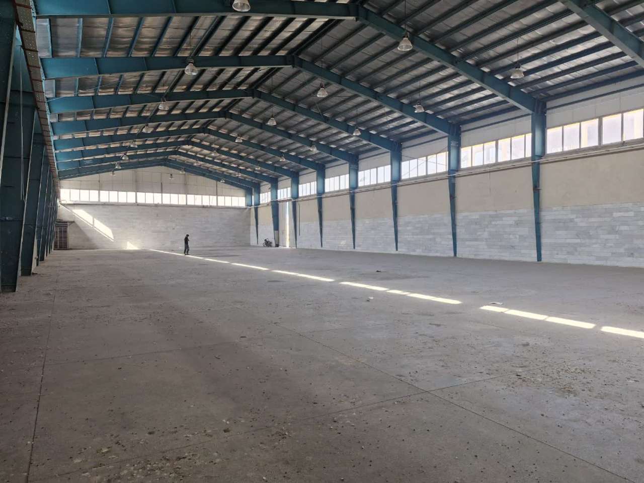 اجاره سوله در شهرک صنعتی خوارزمی با زون غذایی _ املاک صنعت سوله