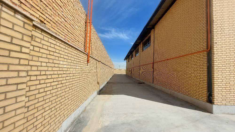  اجاره سوله سلولزی با جواز معتبر - شهرک صنعتی ایوانکی 1000 متر _ املاک صنعت سوله