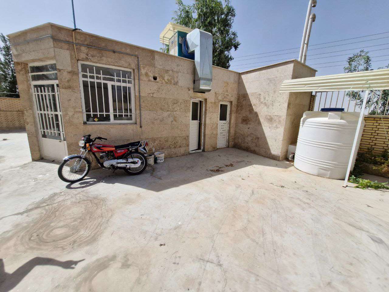 فروش سوله شیمیایی۲۳۰۰ متری در شهرک صنعتی خوارزمی _ املاک صنعت سوله