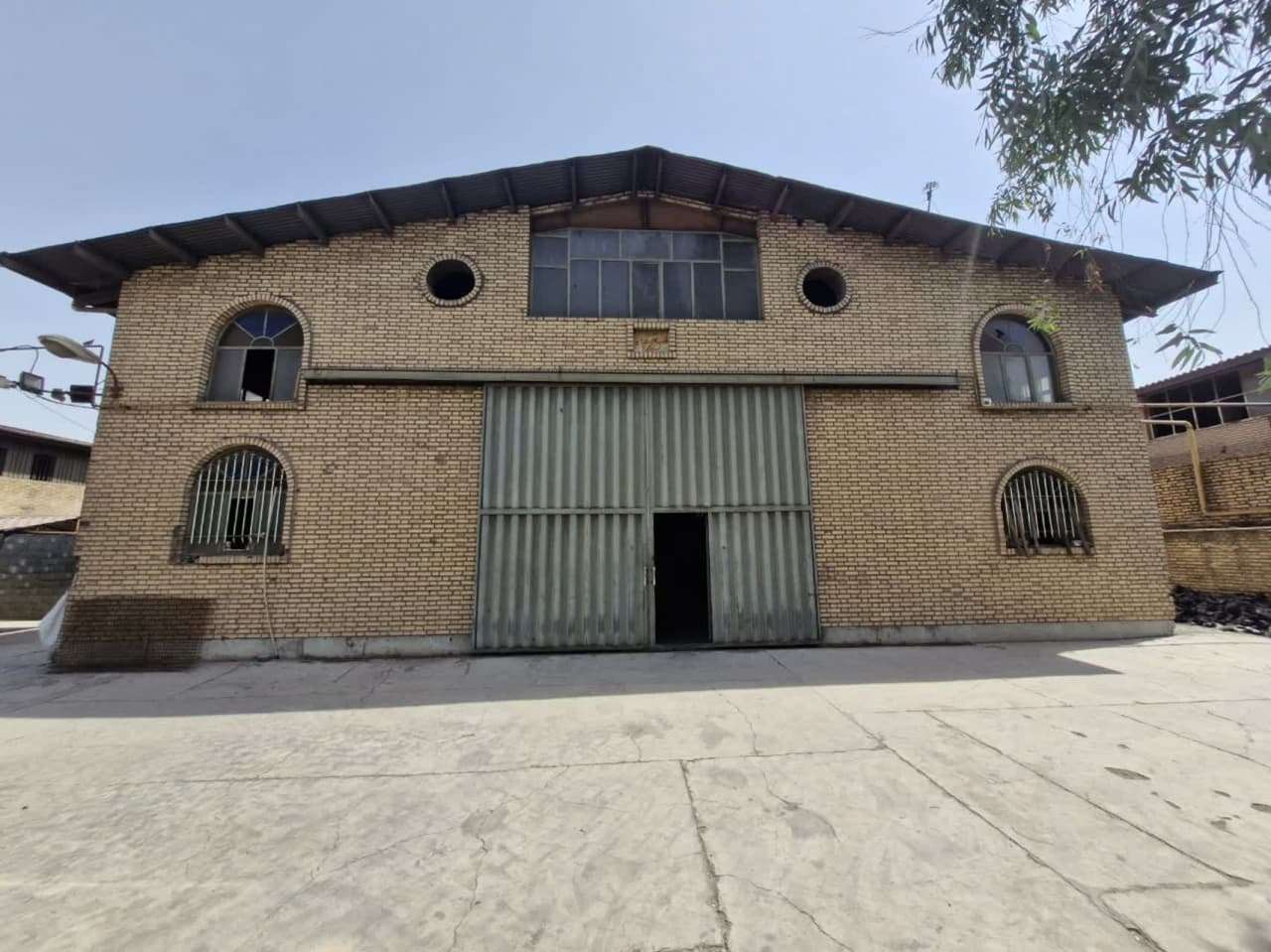 اجاره سوله در شهرک صنعتی پایتخت _ املاک صنعت سوله