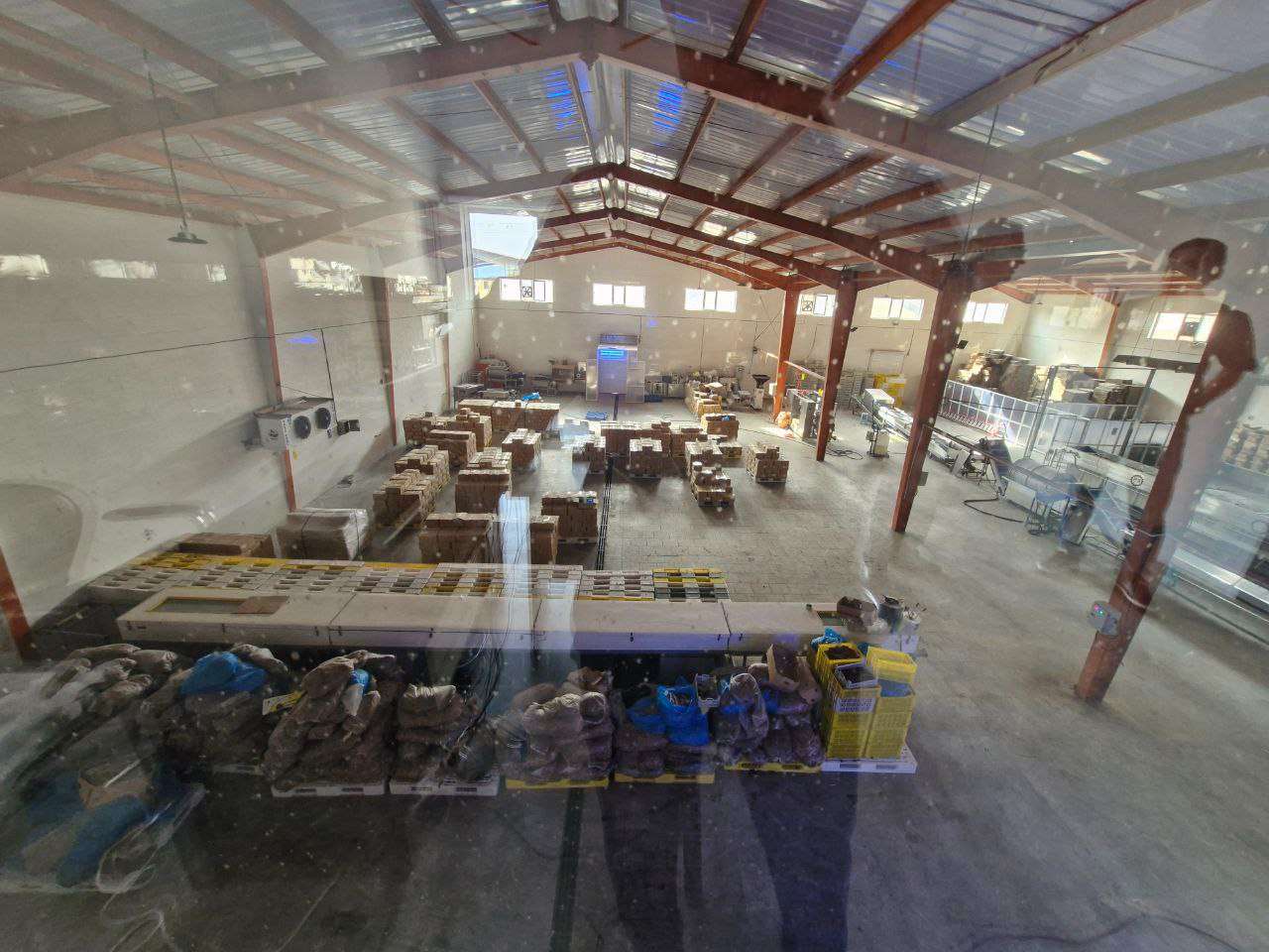 فروش سوله صنایع غذایی با سند تک‌برگ - شهرک صنعتی عباس‌آباد 1500 متر _ املاک صنعت سوله