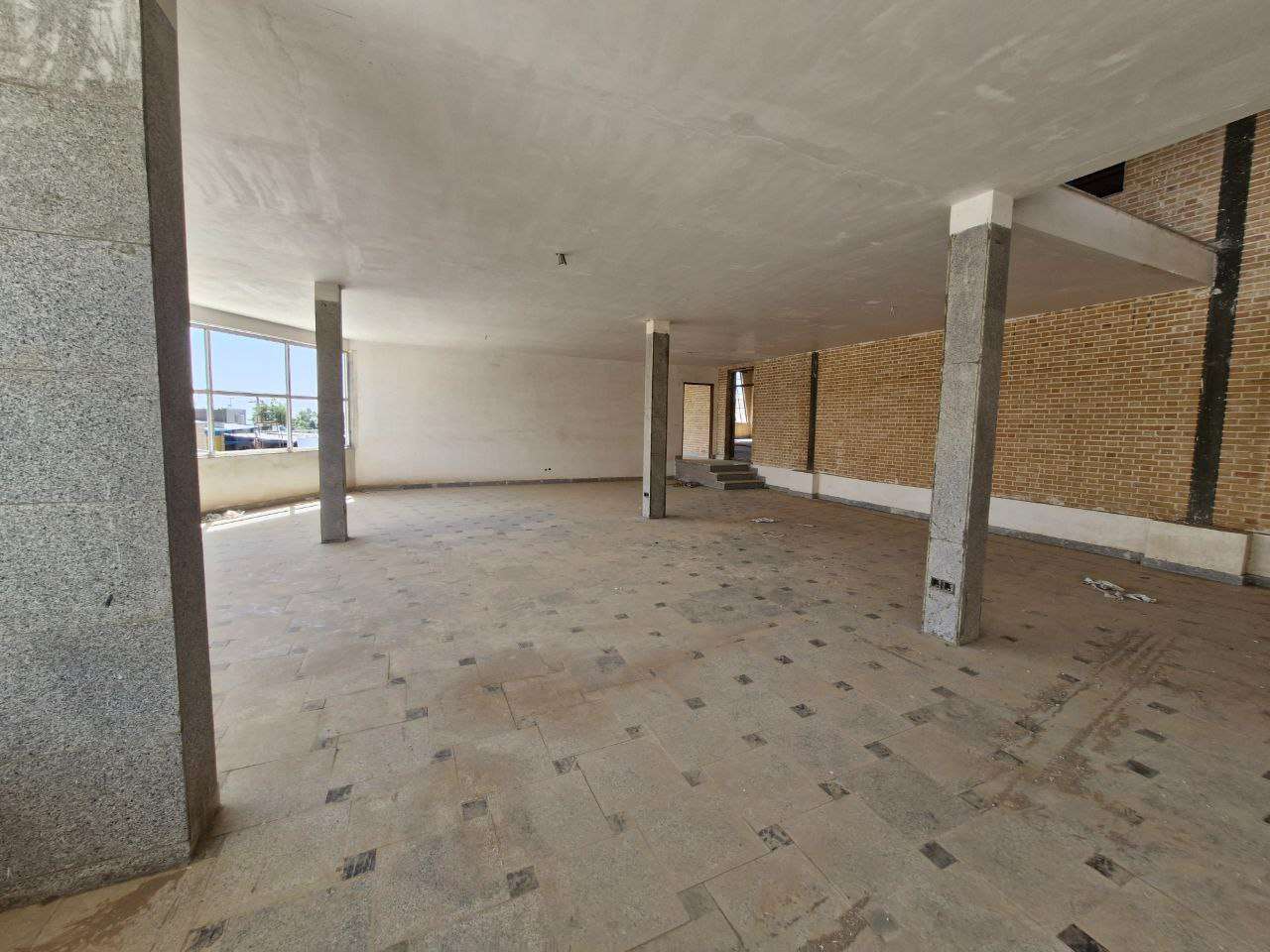 فروش سوله تولید دوغ و لبنیات با پروانه معتبر - شهرک صنعتی عباس‌آباد 1250 متر _ املاک صنعت سوله