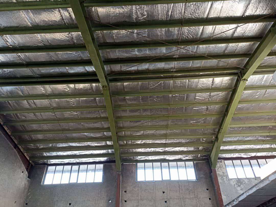 فروش کارخانه موزائیک سازی با سند تک‌برگ - شهرک صنعتی موزائیک‌سازان 336 متر _ املاک صنعت سوله