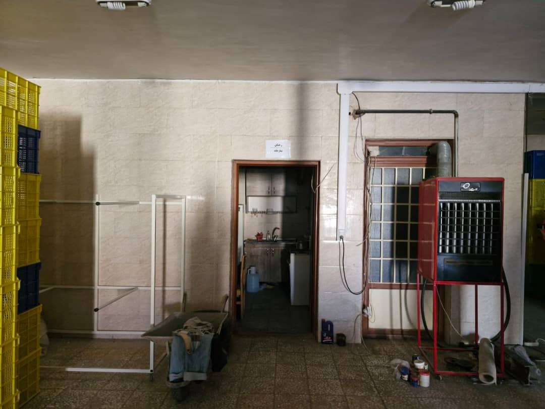  فروش کارخانه تولید شوینده با پروانه معتبر - شهرک صنعتی گرمسار450متر _ املاک صنعت سوله