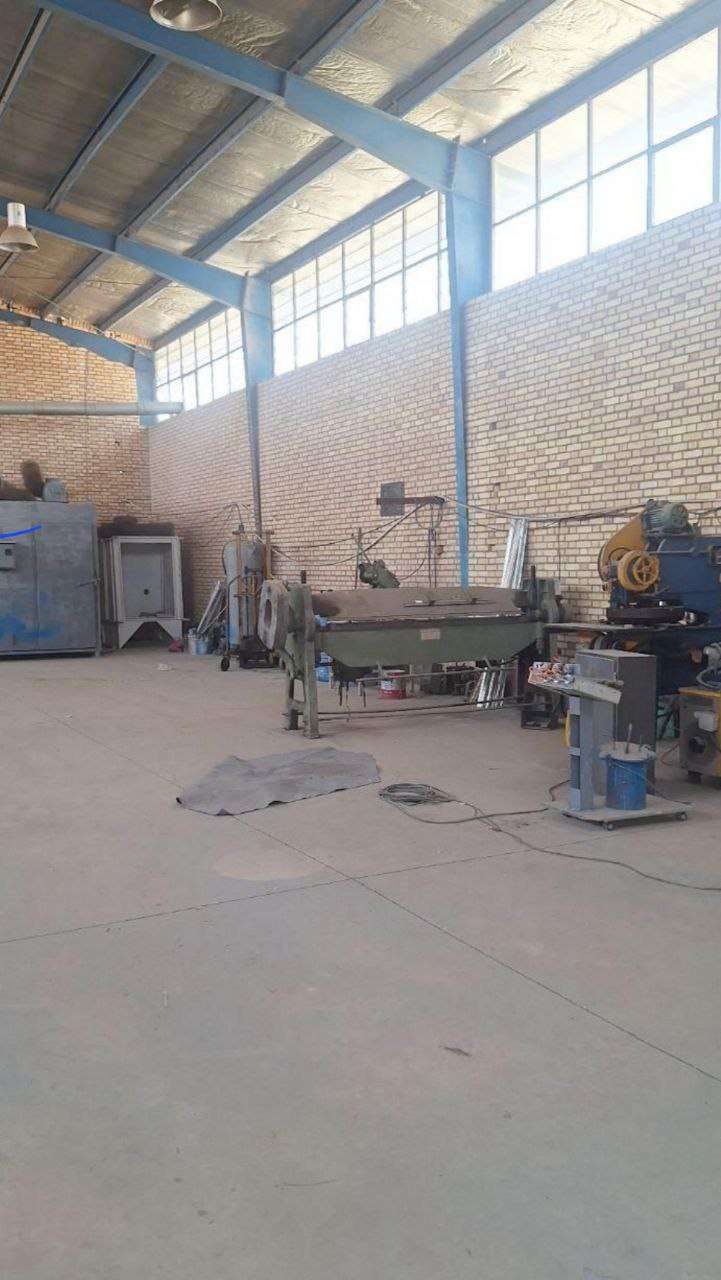 اجاره سوله صنعتی با جواز فلزی-الکترونیک - شهرک صنعتی ایوانکی 300 متر _ املاک صنعت سوله