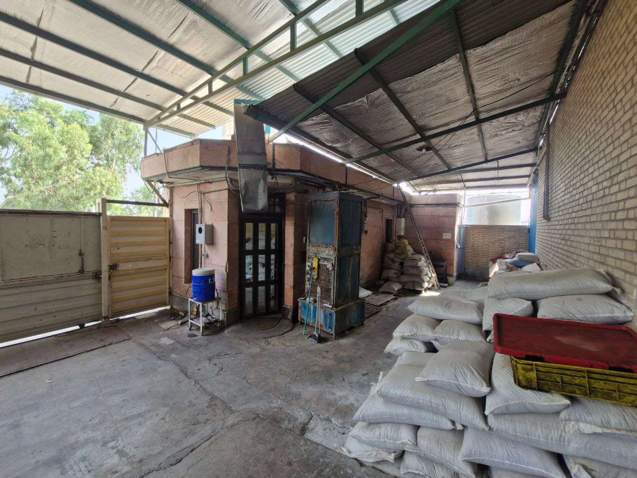 اجاره سوله پلاستیک با جواز معتبر - شهرک صنعتی عباس‌آباد 400 متر _ املاک صنعت سوله