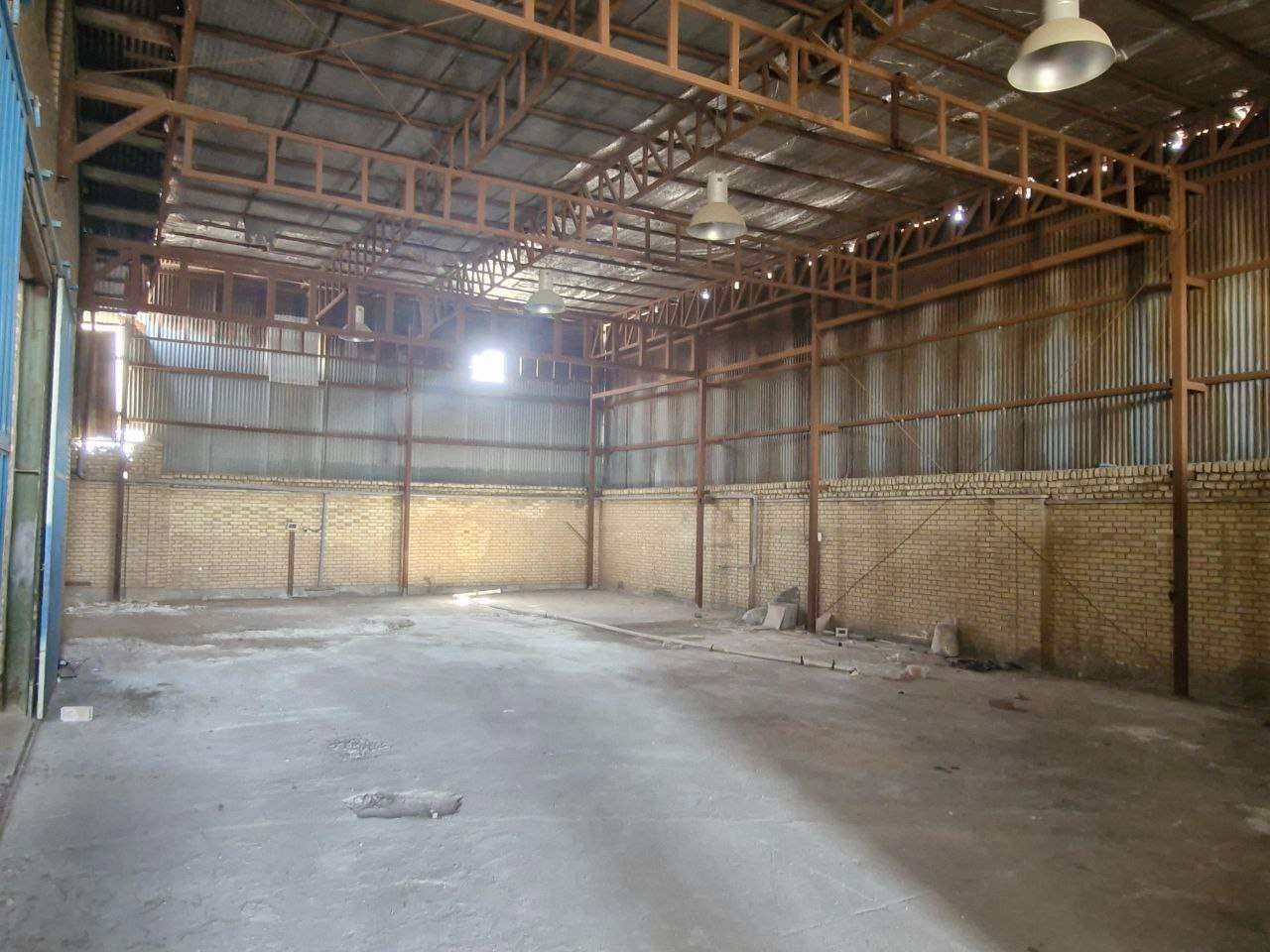 اجاره سوله فلزی با جواز معتبر - شهرک صنعتی ایوانکی 1000 متر _ املاک صنعت سوله